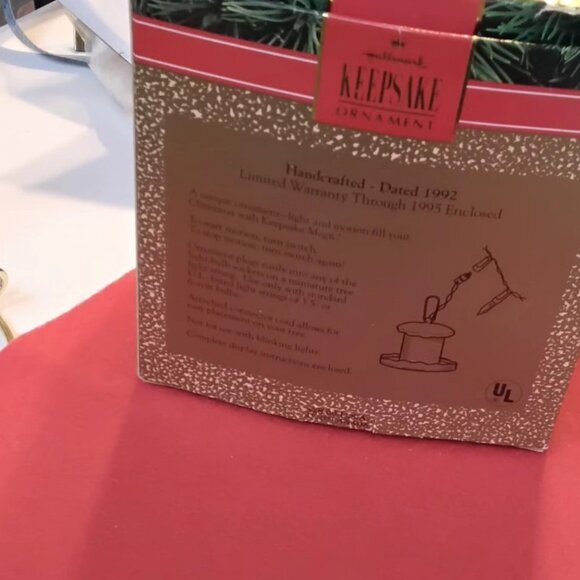 1992 Hallmark Keepsake Yuletide Rider Magic Light in motion Xmas Ornament - Picture 4 of 5